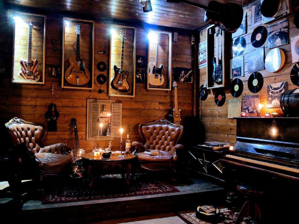 Pirola Music Ranch Guest House B&B Romano di Lombardia Exteriör bild