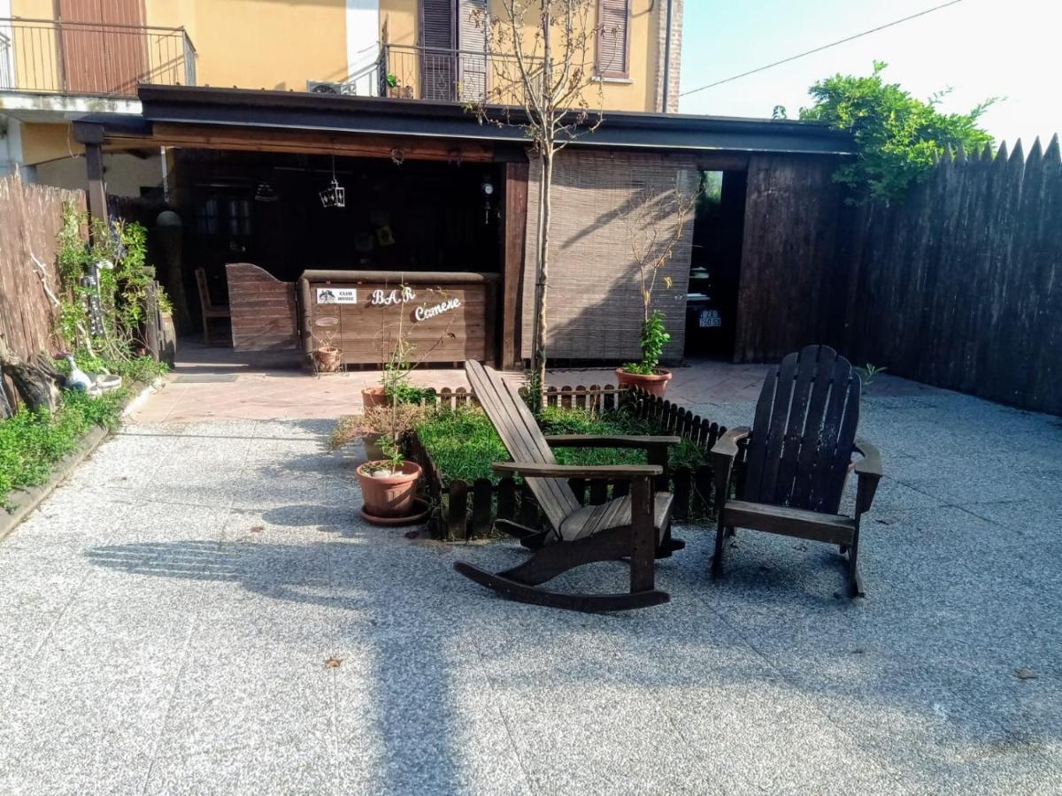 Pirola Music Ranch Guest House B&B Romano di Lombardia Exteriör bild